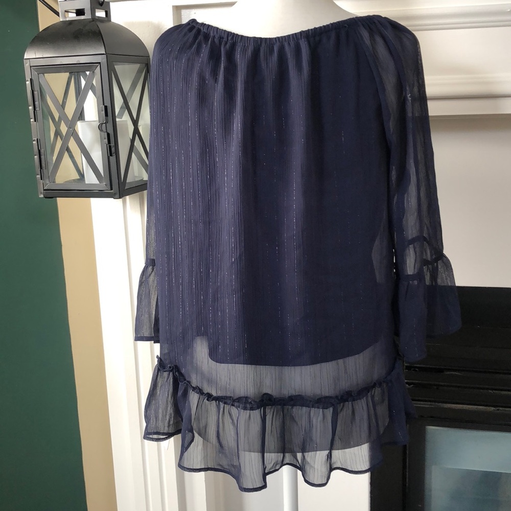 🌺Massini chiffon bell sleeve top🌺 - Picture 6 of 7